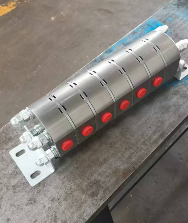 重载AGV搬运车同步系统2.jpg